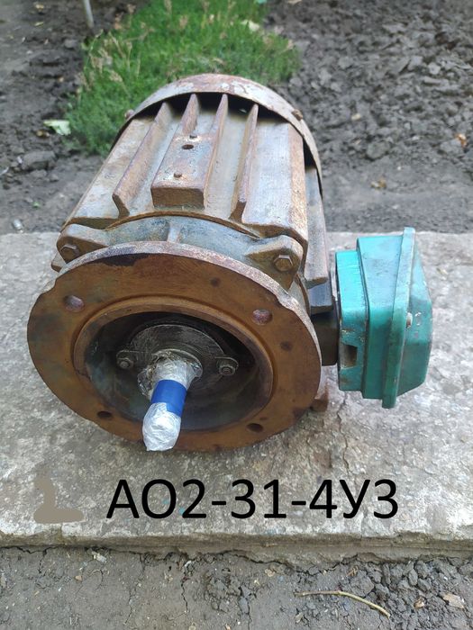 Електродвигун 2.2 кВт, 3000 об / хв