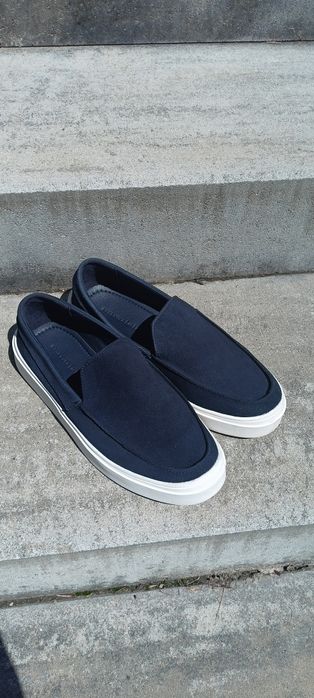 Skórzane buty mokasyny Reserved