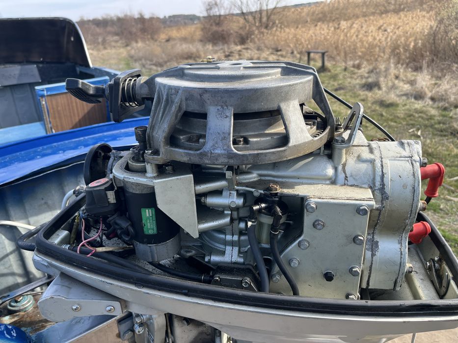 Лодочний мотор Suzuki DT40 2 тактний