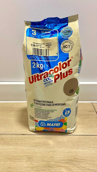 Fuga MAPEI 135 złoty pył