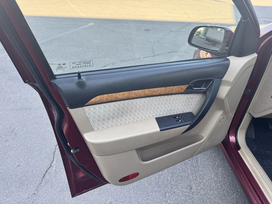 Продам Chevrolet Aveo LT