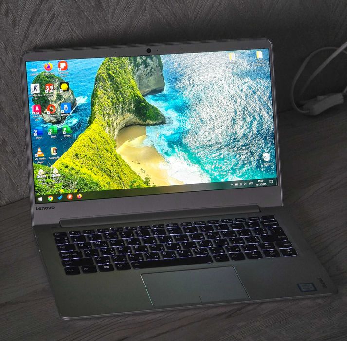Ноутбук Lenovo 13.3" (Intel i3 6006u, 8Gb, SSD 256Gb)