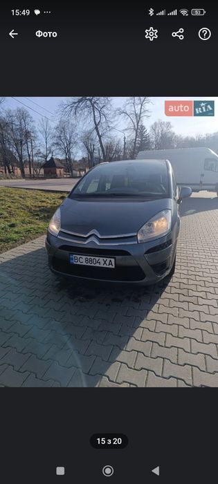 Продам сімейний економний автомобіль гарний стан