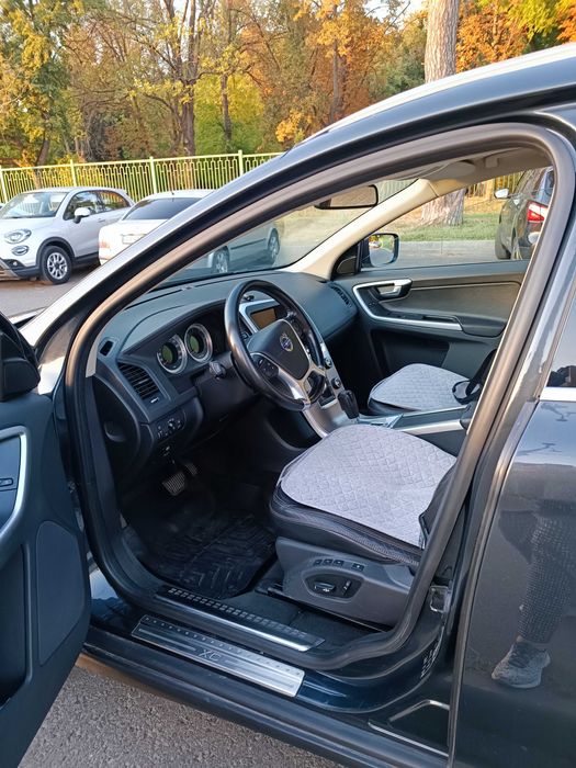 Продам Volvo xc60