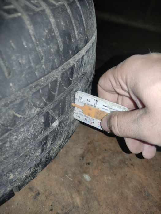 Шини континенталь 215 65 16