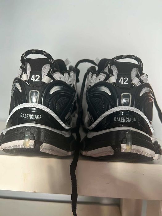 Balenciaga Runner 42.5