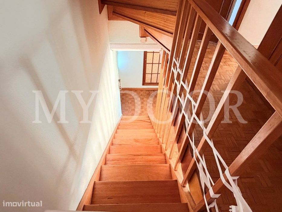Apartamento p/ Arrendar T2 - DUPLEX- Olivais