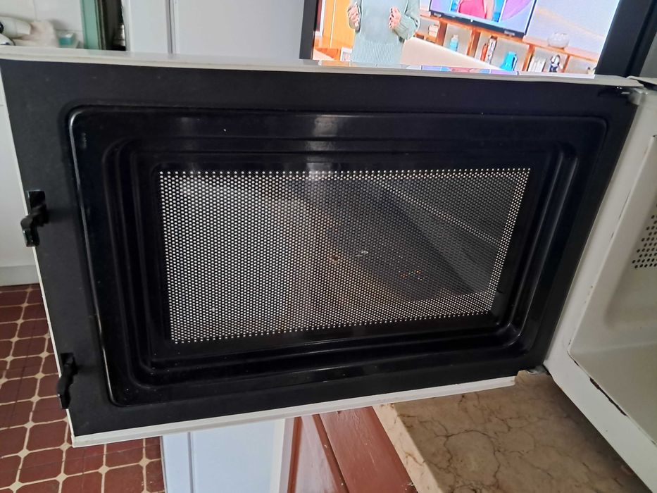 Microondas em funcionamento