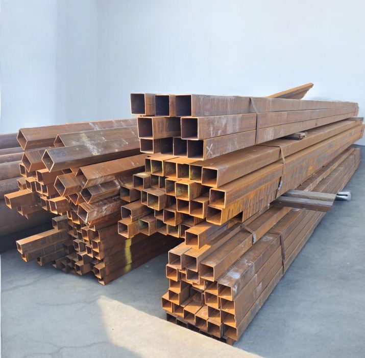 Труба профільна  80х80х2 мм (Уцінка)