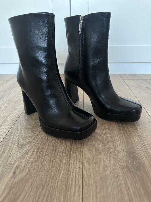 Botki damskie Bershka rozmiar 39
