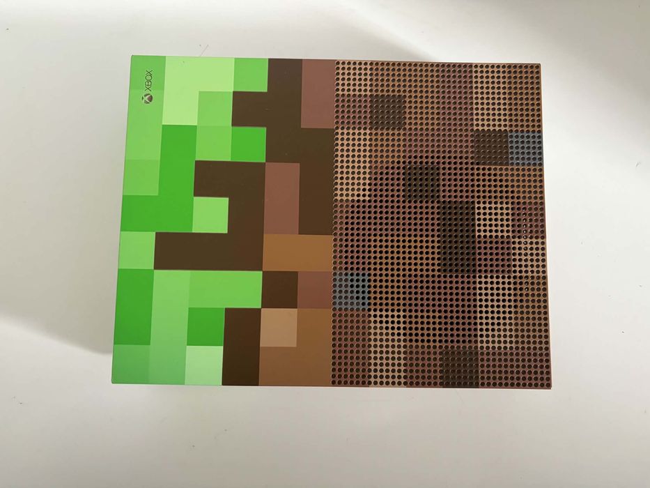 Xbox one S limited edition minecraft 1 Tb plus kontroler