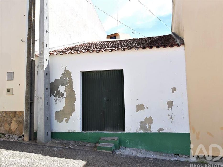 Comércio diverso em Cadaval e Pêro Moniz de 52,00 m2