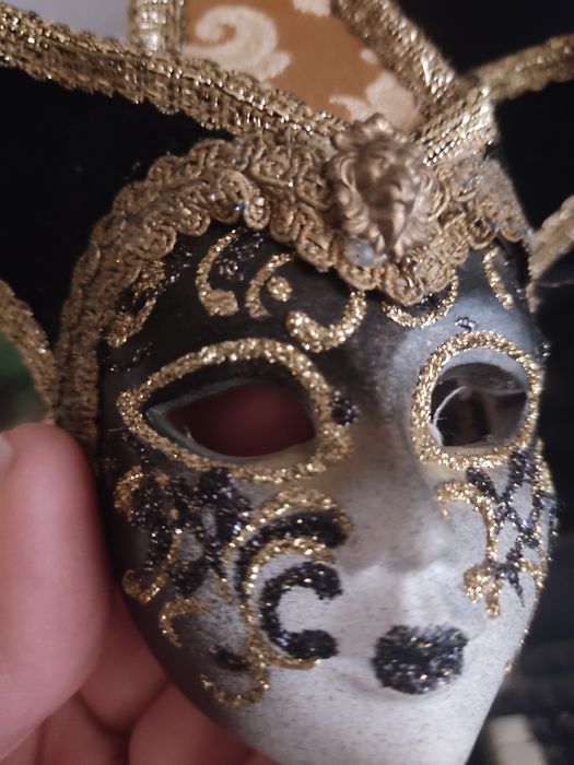 Интерьерная Венецианская маска