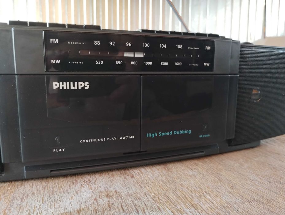 Philips. Radiomagnetofon stereo. Jamnik.