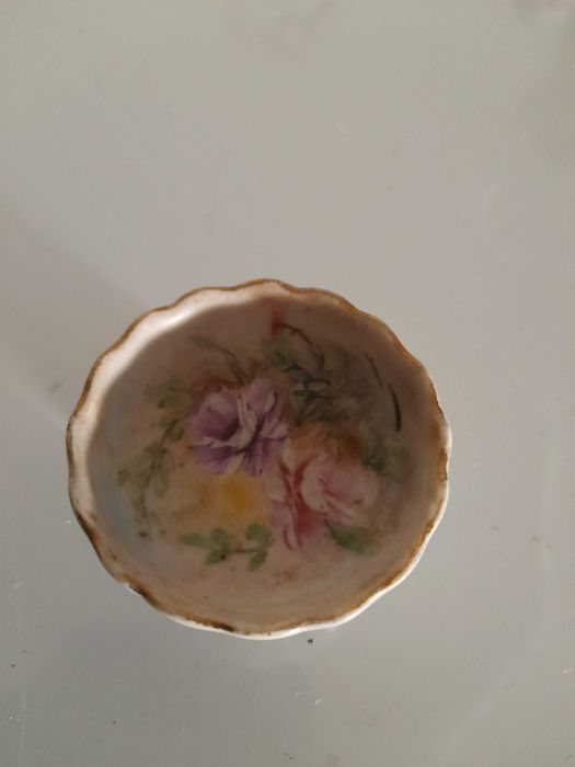 Lote de peças em porcelana.