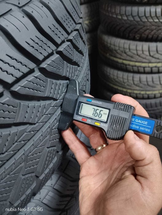 Шини бу 225/55 R17 Goodyear UltraGrip Performance Комплект Пара Зима