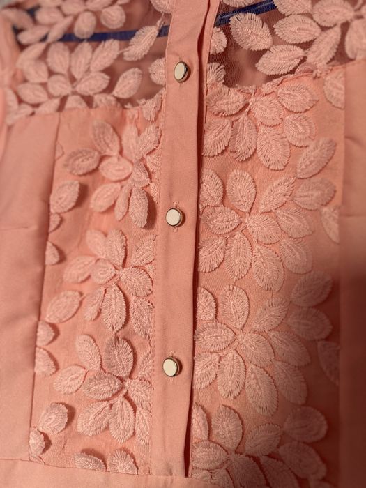 Ніжна сукня     .