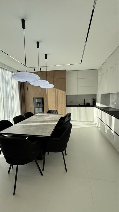 Продаж 3 кімнатної квартири в ЖК Парус