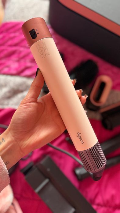 Dyson airwrap ceramic pink