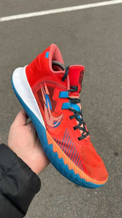 #3816 Nike Flytrap V [US 10|28 cm]