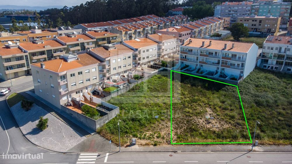 Plot of Land, São João de Ver