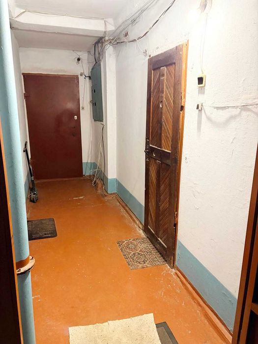 Продаю 2к.квартиру на Намиві.ц6