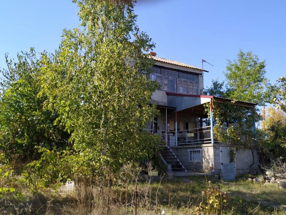 Будинок-дача в Антонівці