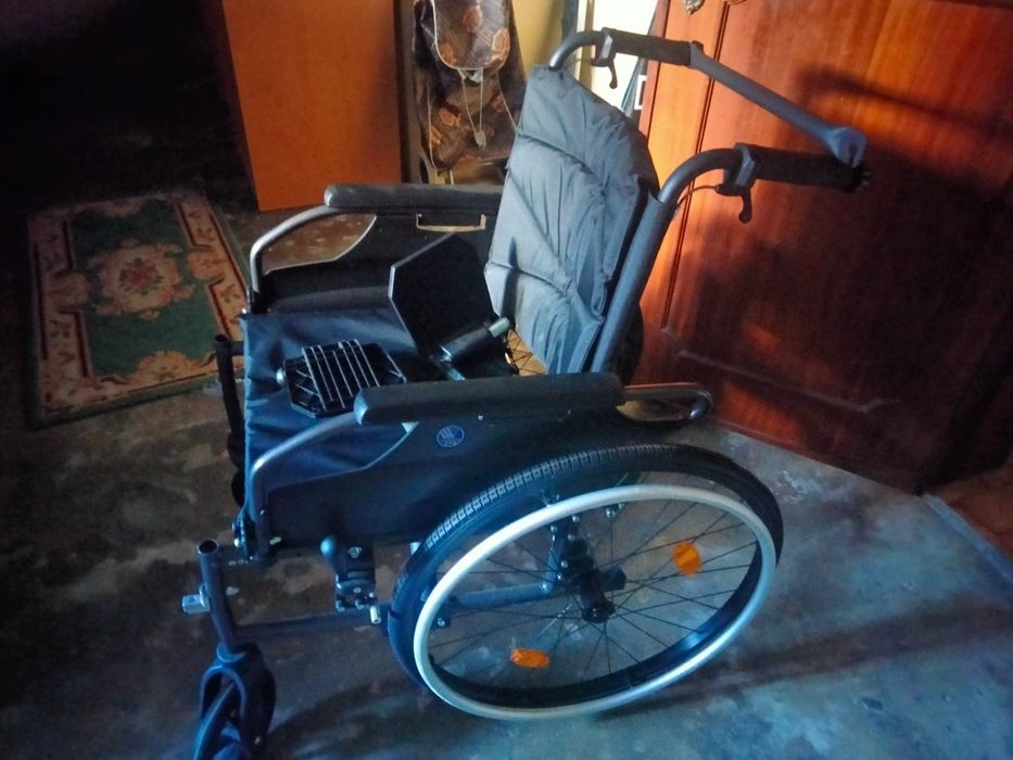 Vendo cadeira manual