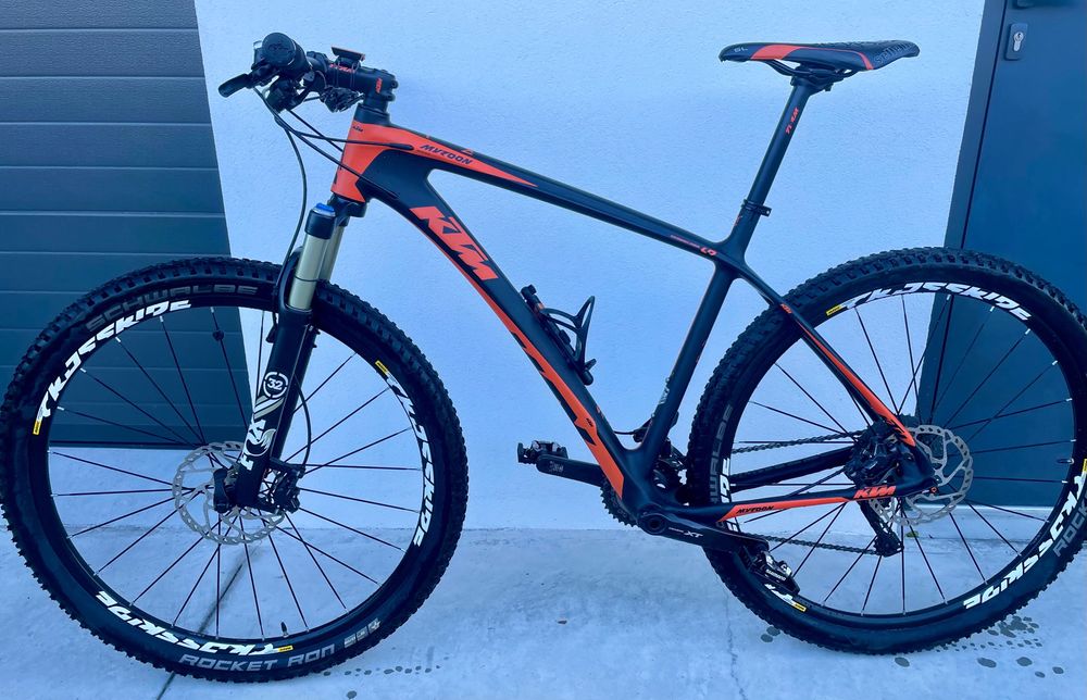 KTM Myroon Master