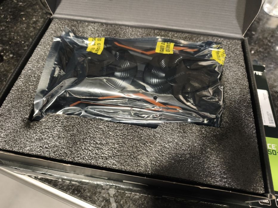 Gráfica Gigabyte GeForce GTX 1050 Ti G1 Gaming PCIE3.0 4GB