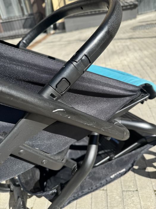 Прогулянкова коляска Cybex Eezy