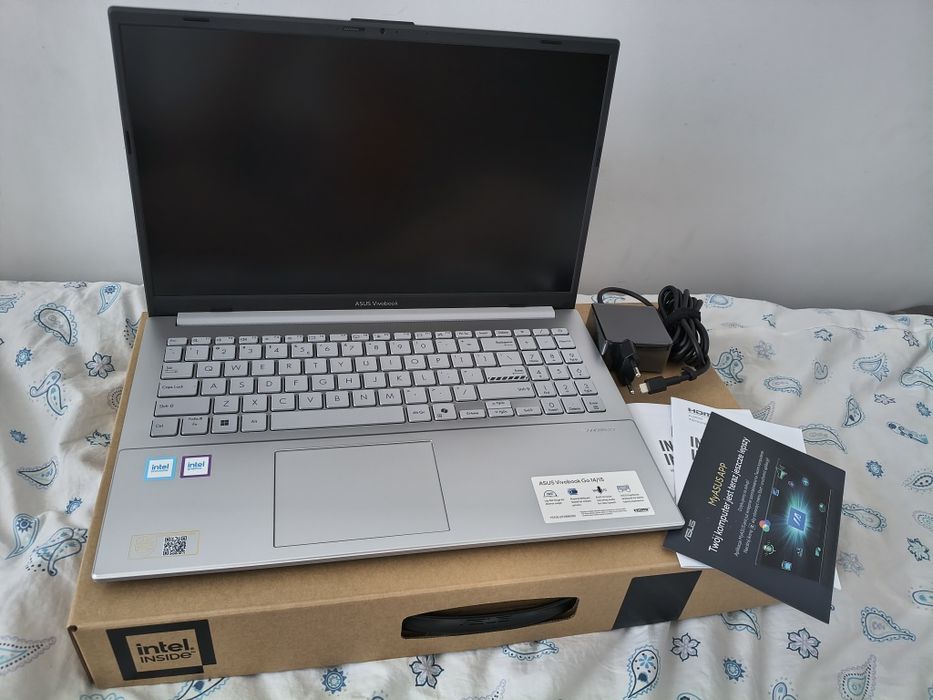 Lapto Asus Vivobook
