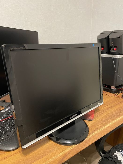 Монітор Samsung SyncMaster226BW