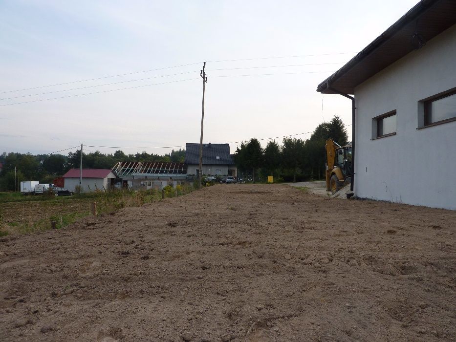 usługi koparko ładowarką, wykopy, brukarstwo, drogi koparka drenaże