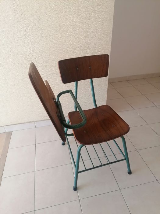 Cadeira de escola