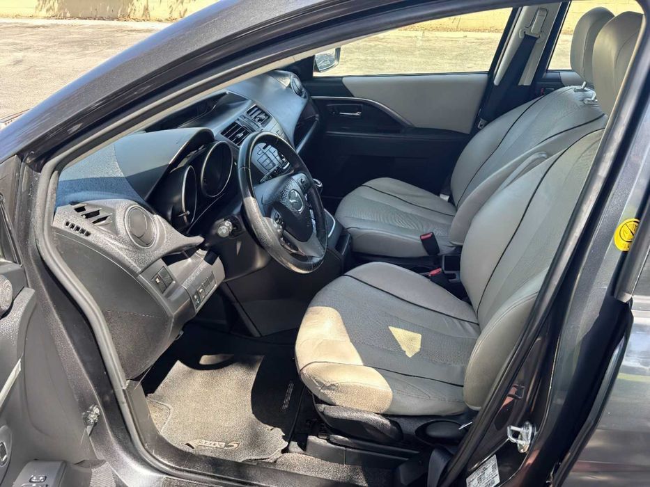 Mazda 5      2014