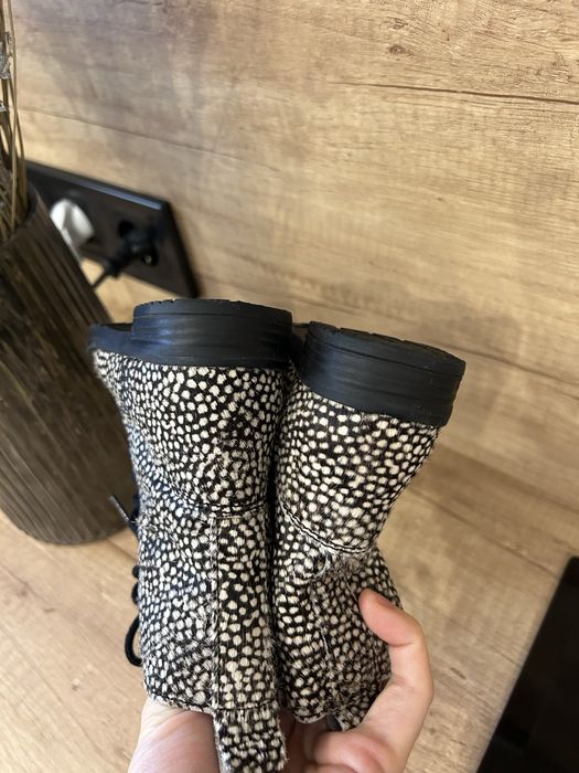 Неймовірні черевики, сапожки 22 розмір