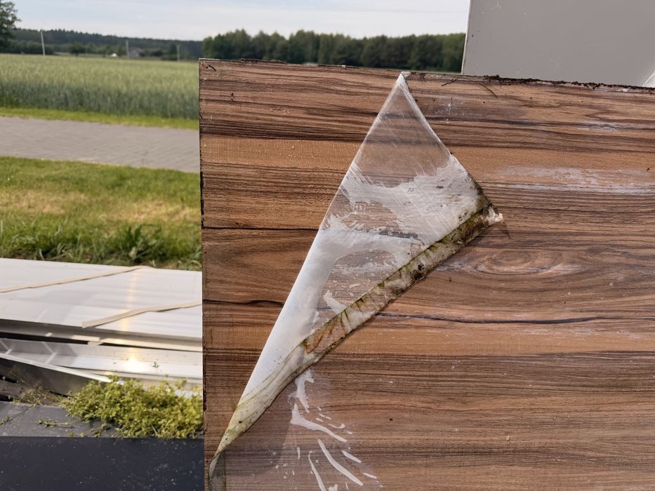 HPL Trespa, spiek, equiton, laminam, fundermax -odpady po budowie