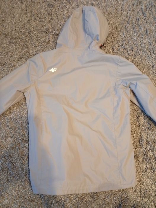 Kurtka 4F stan idealny (wiatrówka)