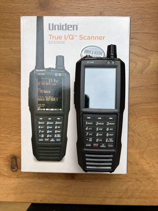 Skaner Uniden SDS100E