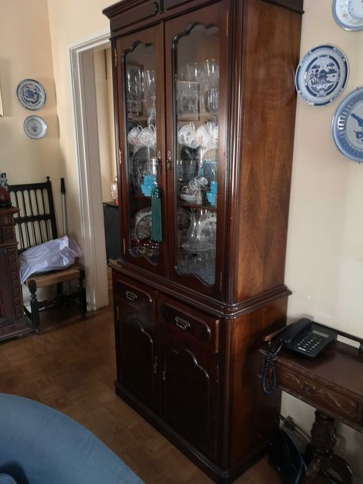 Louceiro/Vitrine/Vintage/Armário