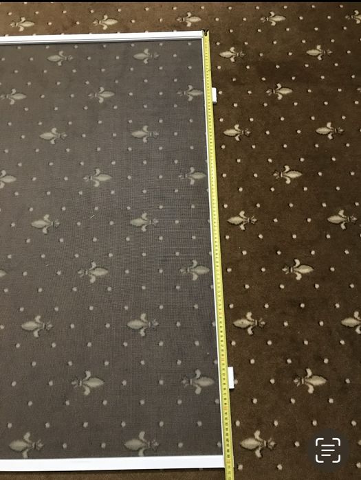 Москітна сітка на вікно