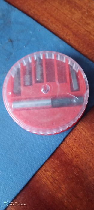 zestaw śrybokrętów/bitów