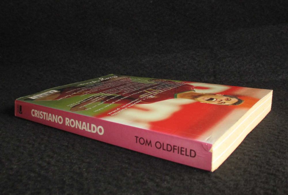 Livro Cristiano Ronaldo Tom Oldfield