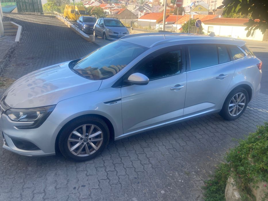 Renault Megane ST 2016/2017 Automática — Familiar (Opção PMR)