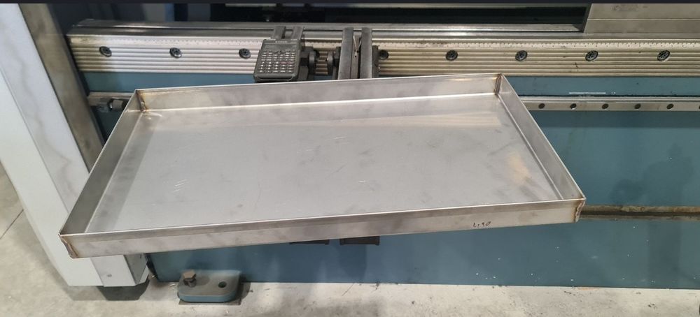 Tabuleiros inox ferro alumínio