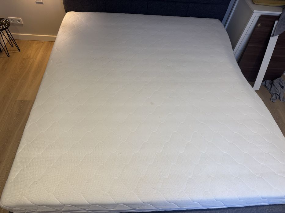 Materac 180x200 używany, miękki