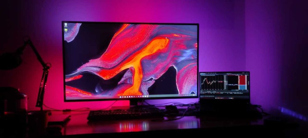 LG 43UD79-B с подсветкой RGB (Ambient Light Kit) - Монитор Телевизор