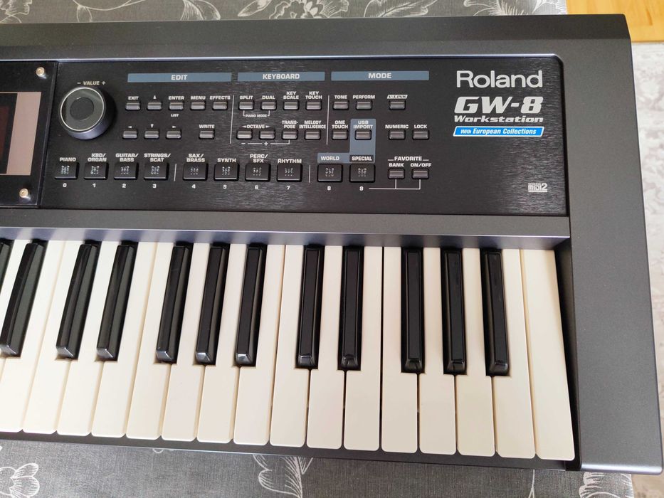 Keyboard workstation Roland GW-8