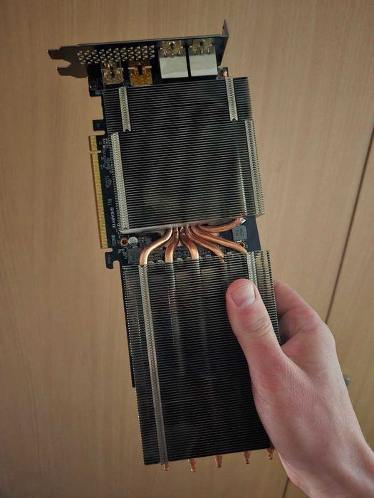 Gigabyte Radeon RX 5700 XT 8gb